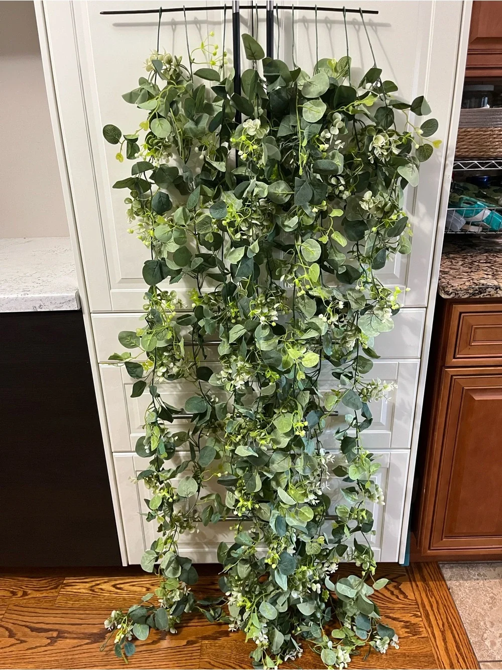7 pieces Faux Eucalyptus Hanging Garland - Green (5.5 feet long each)